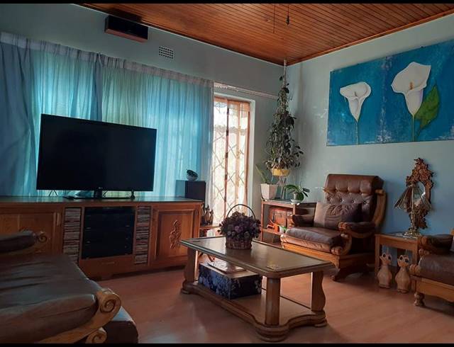 3 BEDROOM HOUSE FOR SALE IN ELSBURG